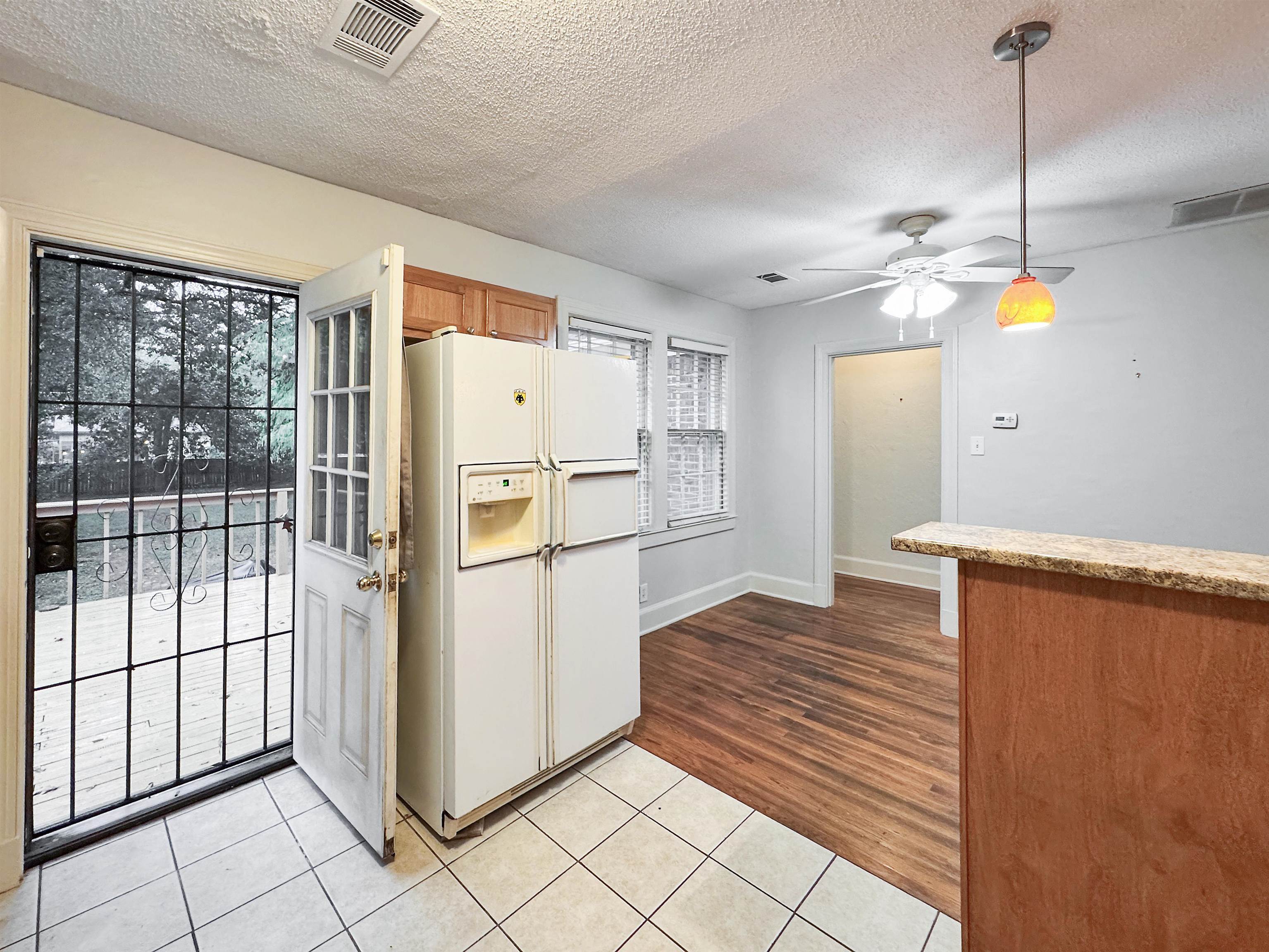 Memphis, Tennessee 38111, United States, 2 Bedrooms Bedrooms, ,1 BathroomBathrooms,Residential,Active,223741