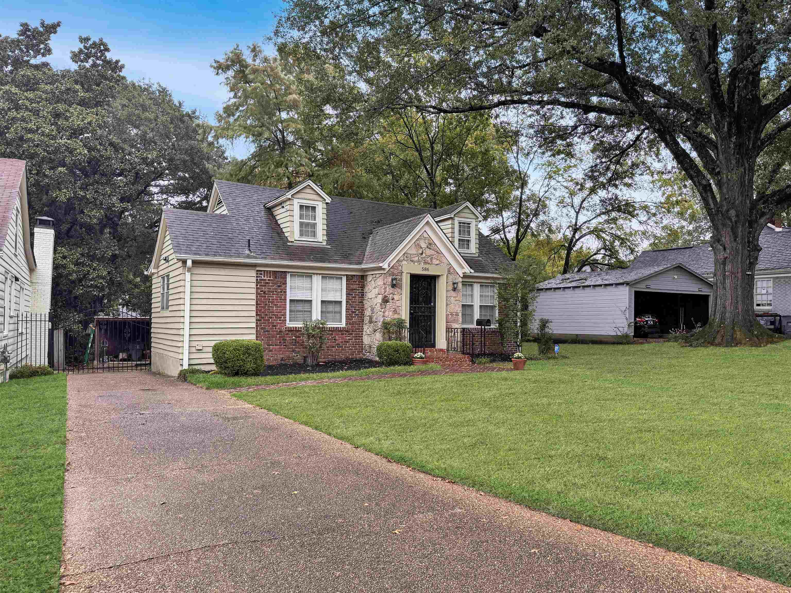 Memphis, Tennessee 38111, United States, 2 Bedrooms Bedrooms, ,1 BathroomBathrooms,Residential,Active,223741