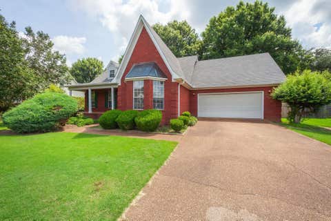 Photo of 34 VALLEYFIELD CV, Jackson, TN 38305 (MLS # 10224880)