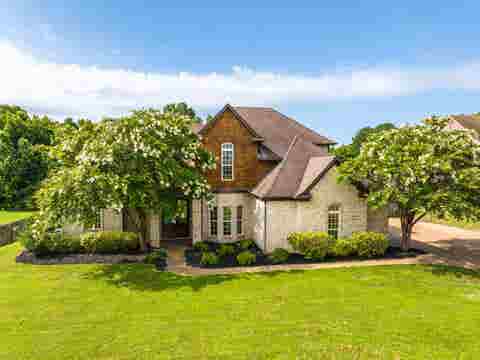 Photo of 95 MEADOW RIDGE DR, Arlington, TN 38002 (MLS # 10225892)