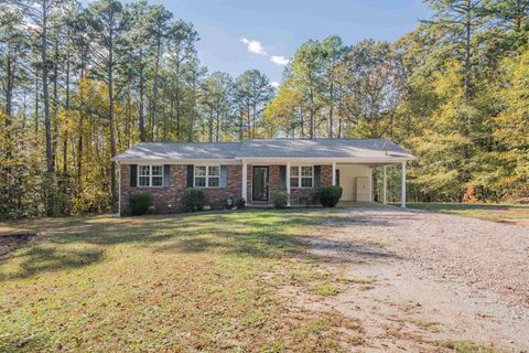 Photo of 3420 OLD FRIENDSHIP RD, Finger, TN 38334 (MLS # 10209272)
