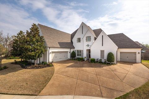 Photo of 608 CYPRESS RUN CV, Collierville, TN 38017 (MLS # 10217939)