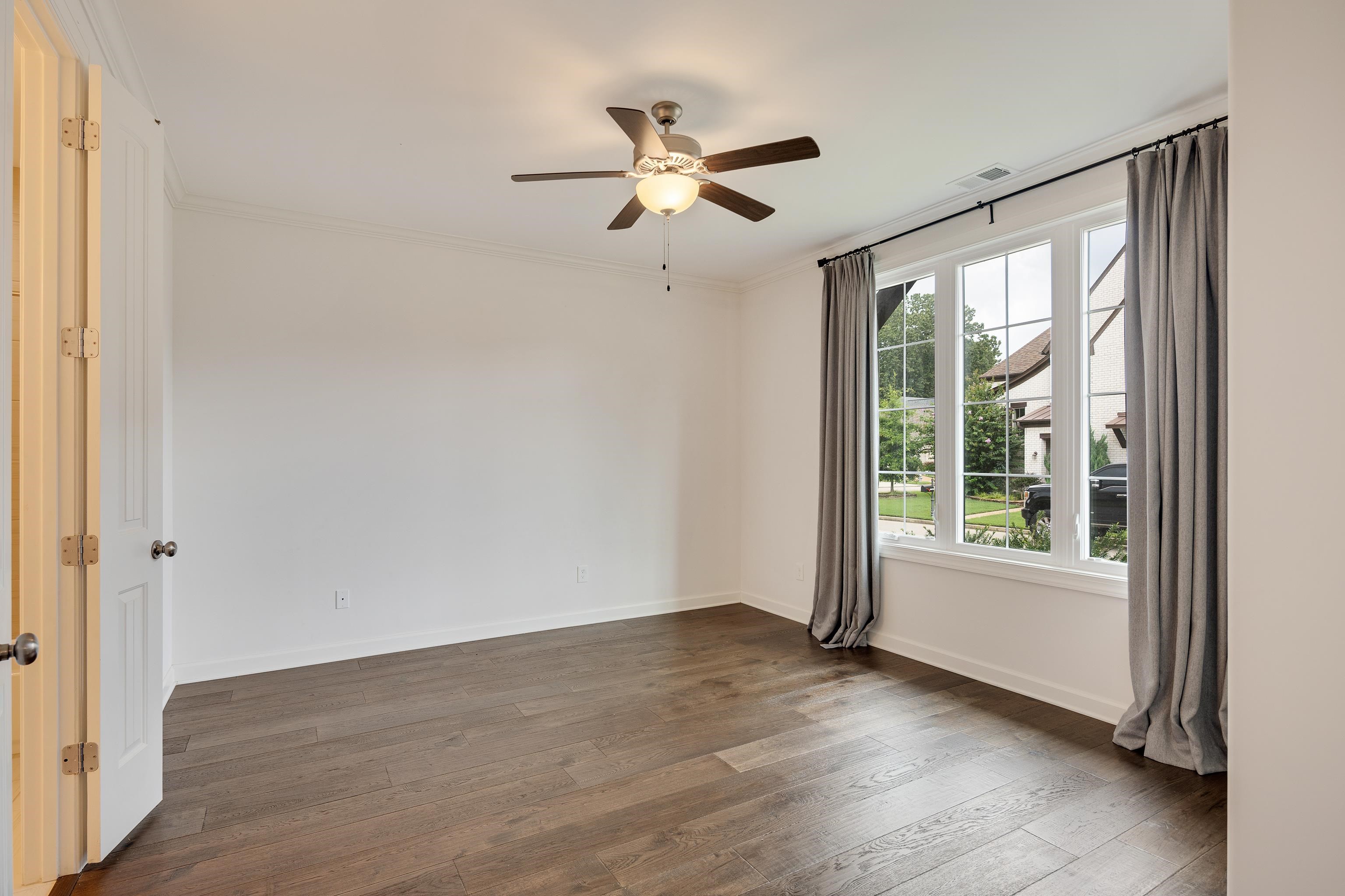 Collierville, Tennessee 38017, United States, 4 Bedrooms Bedrooms, ,4 BathroomsBathrooms,Residential,Active,170335