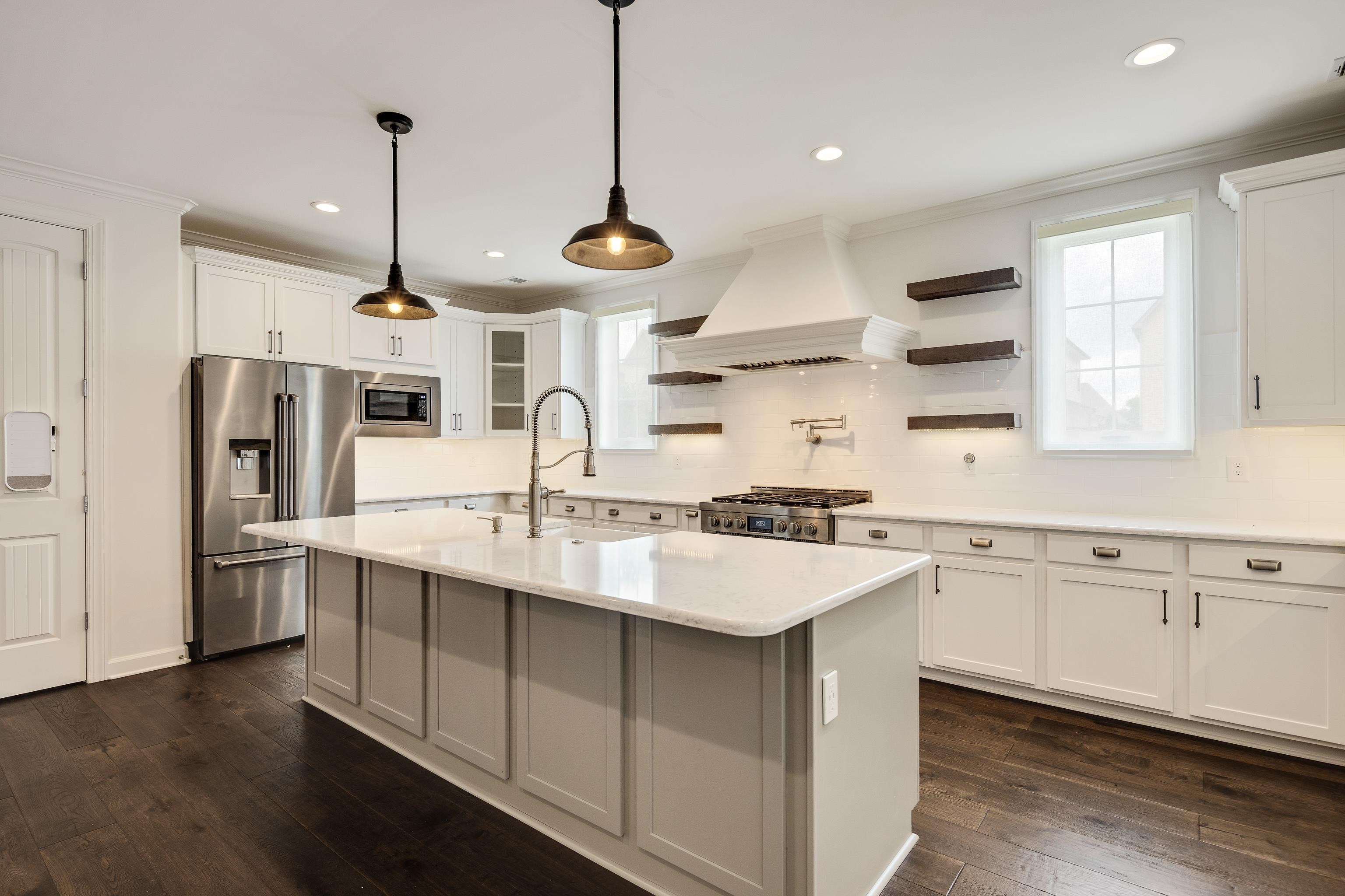 Collierville, Tennessee 38017, United States, 4 Bedrooms Bedrooms, ,4 BathroomsBathrooms,Residential,Active,170335