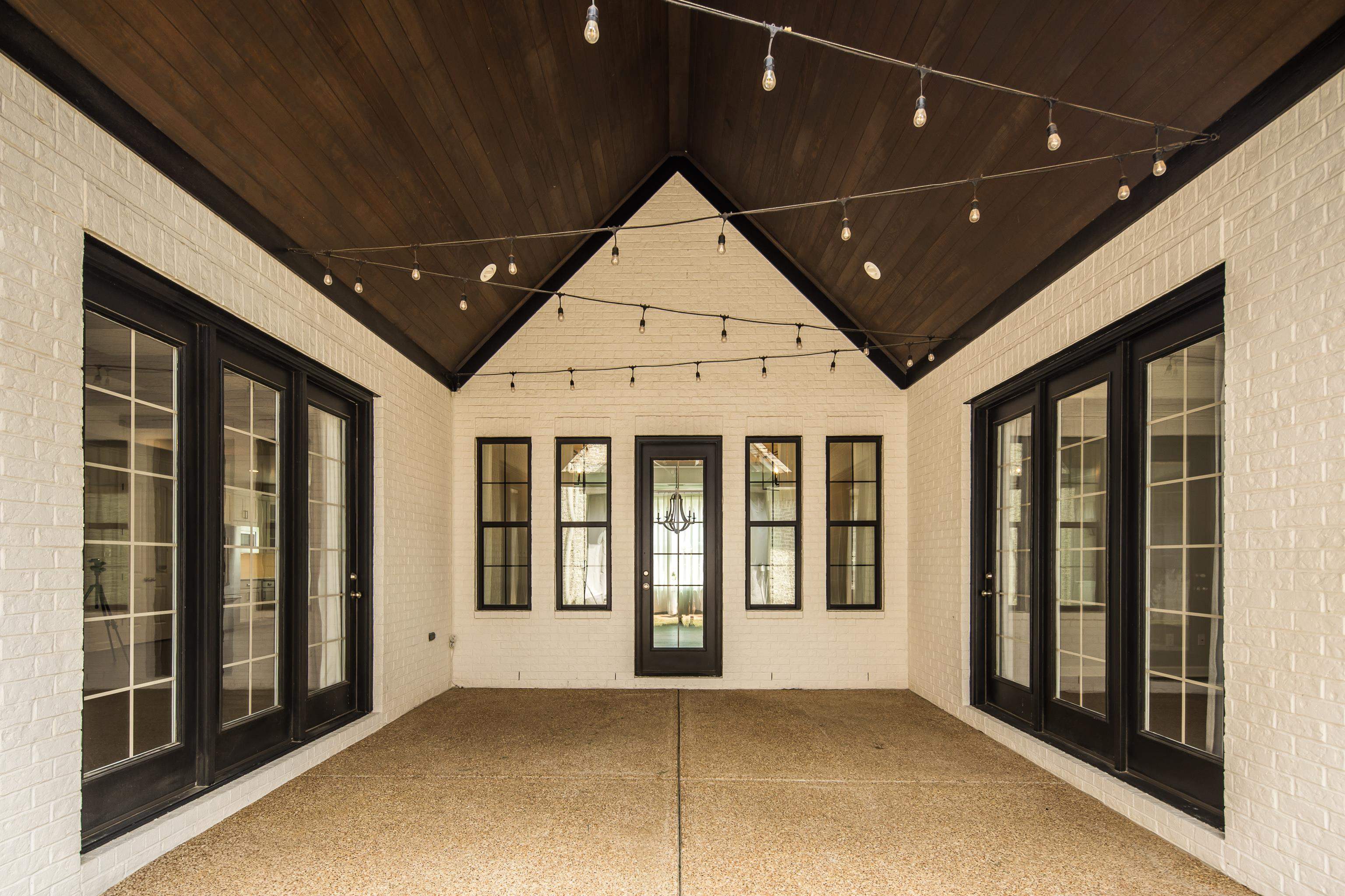 Collierville, Tennessee 38017, United States, 4 Bedrooms Bedrooms, ,4 BathroomsBathrooms,Residential,Active,170335