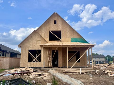 MLS: 10196907