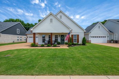 Photo of 2866 HIGH POINTE AVE, Southaven, MS 38672 (MLS # 10224603)