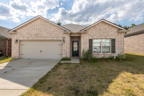 Photo of 8781 MARY FRANCES DR, Southaven, MS 38671 (MLS # 10229891)