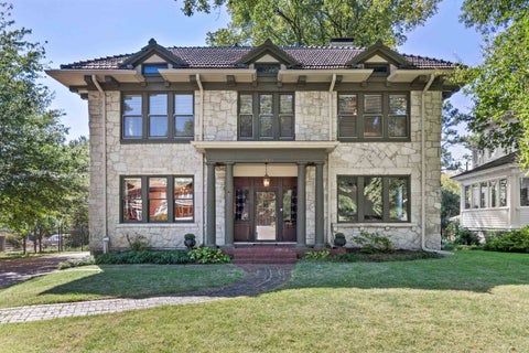 Photo of 1857 CENTRAL AVE, Memphis, TN 38104 (MLS # 10232586)
