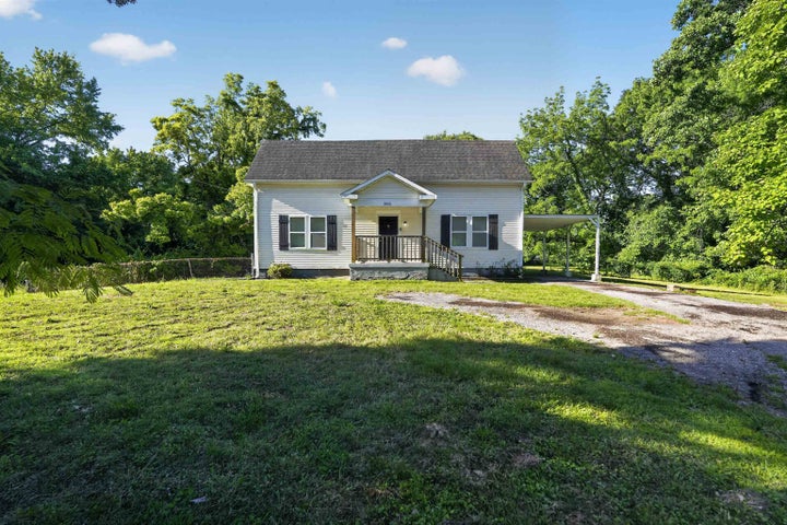 Photo 1 of 36 — 2055 BURNHAM AVE, Memphis, TN 38127