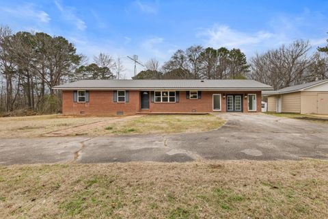Photo of 247 COUNTY ROAD 180 RD, Iuka, MS 38852 (MLS # 10216087)