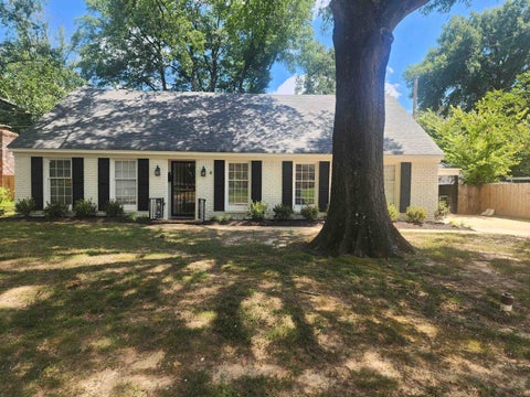 Photo of 1192 WHITING ST, Memphis, TN 38117 (MLS # 10229116)