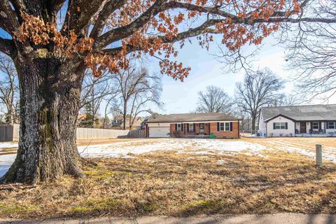 Photo of 3888 APPLING RD, Bartlett, TN 38135 (MLS # 10214328)