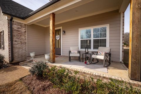 Photo of 3066 MEADOWS WAY, Hernando, MS 38632 (MLS # 10212203)