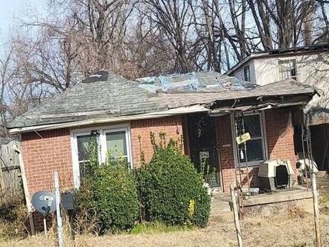 Photo of 126 LUCY AVE, Memphis, TN 38106 (MLS # 10213691)