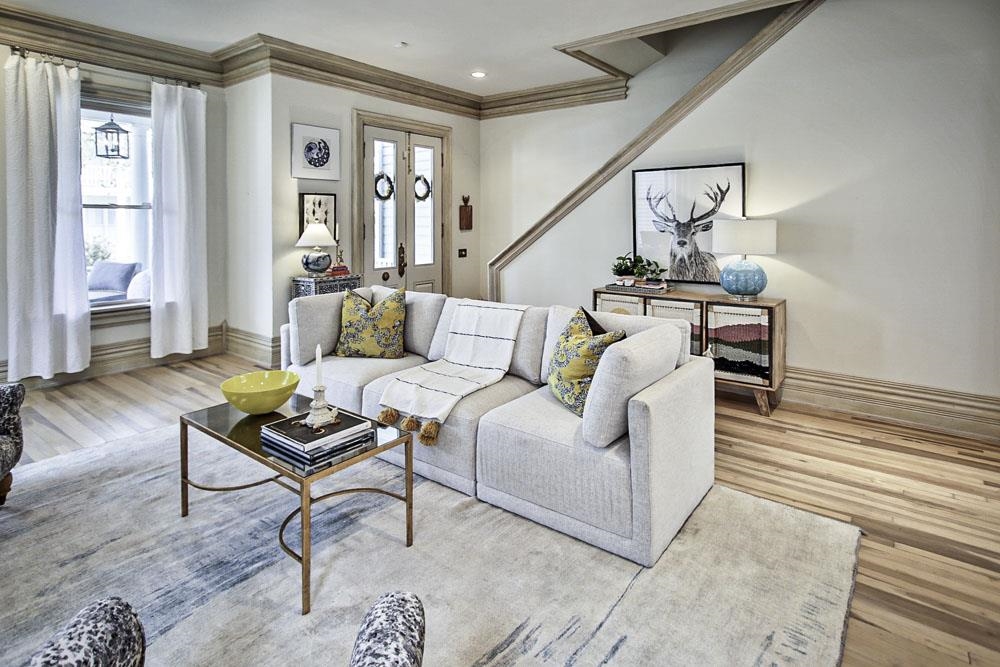 Memphis, Tennessee 38103, United States, 2 Bedrooms Bedrooms, ,3 BathroomsBathrooms,Residential,Active,88353