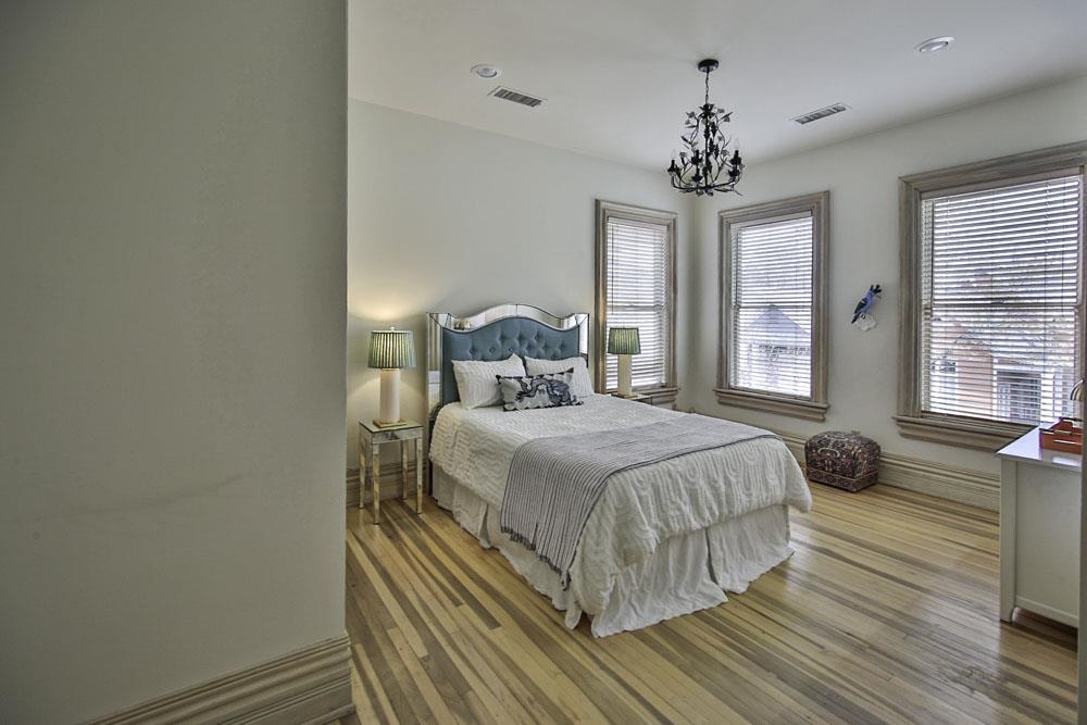 Memphis, Tennessee 38103, United States, 2 Bedrooms Bedrooms, ,3 BathroomsBathrooms,Residential,Active,88353