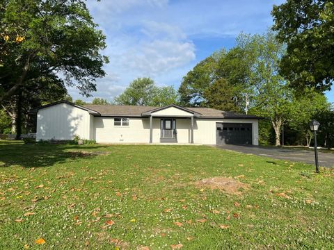 Photo of 7381 GETWELL ROAD RD N, Southaven, MS 38672 (MLS # 10221666)