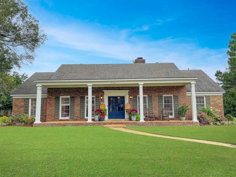 Photo of 6720 HUNTSMAN CV, Memphis, TN 38120 (MLS # 10208934)