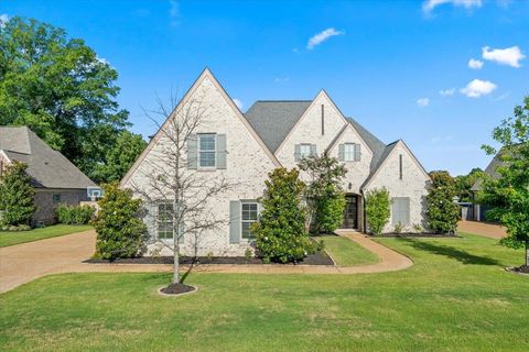 Photo of 1195 MONROE HILL CIR, Collierville, TN 38017 (MLS # 10226438)