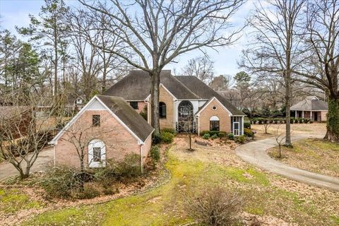 Photo of 635 OAKVIEW AVE, Covington, TN 38019 (MLS # 10215710)