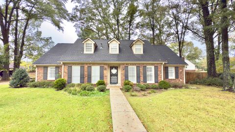 Photo of 7150 WOODRIDGE LN, Germantown, TN 38138 (MLS # 10208799)