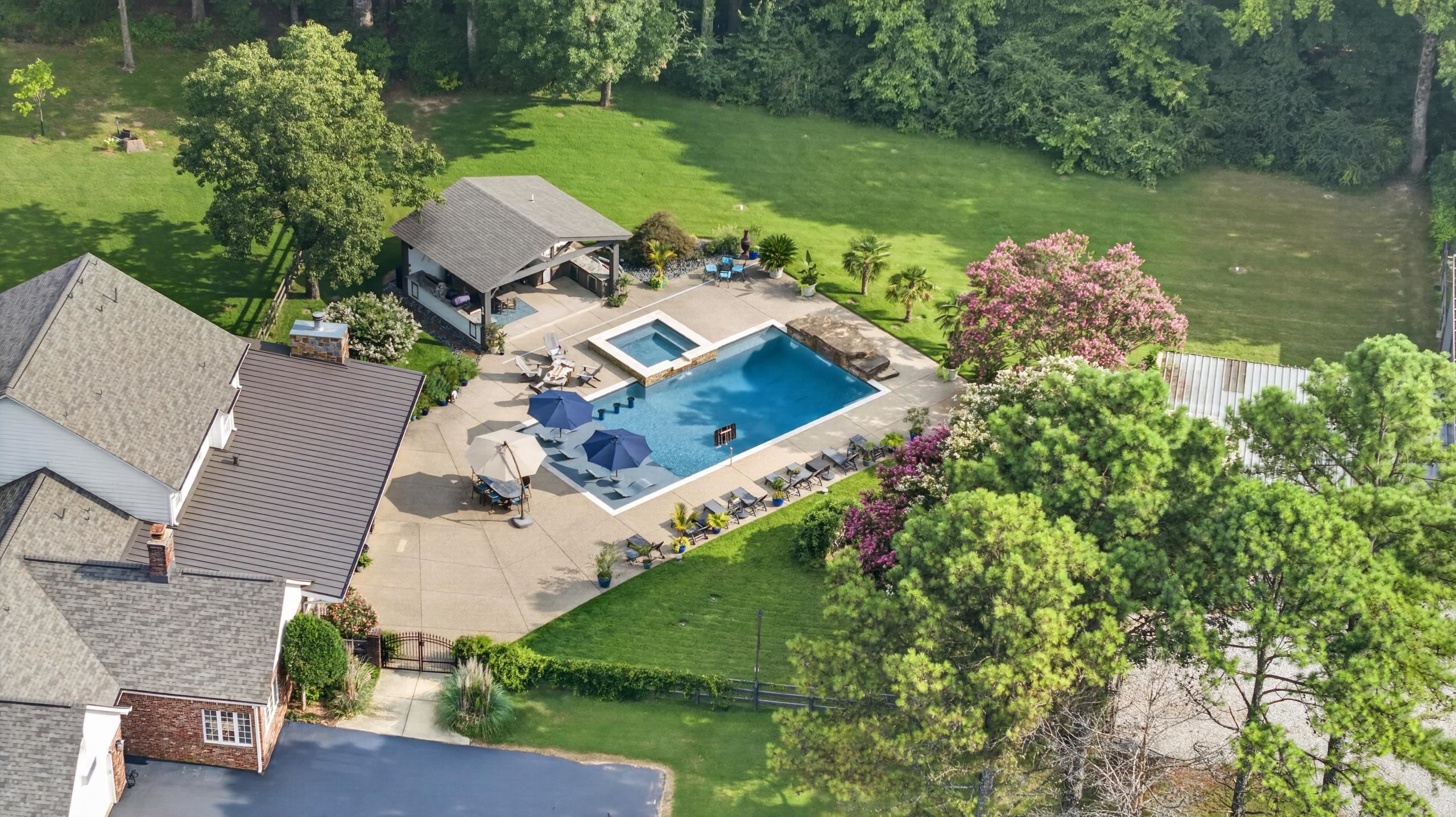 655 BRAY STATION RD