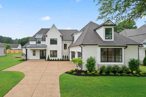 Photo of 229 GRAND STEEPLE DR, Collierville, TN 38017 (MLS # 10228316)