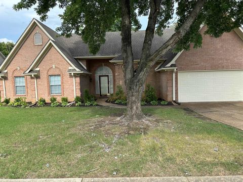 Photo of 5324 ANNANDALE DR 5324 Annandale Dr TN 38125 #5324 Annandale Dr TN, Unicorp/Memphis, TN 38125 (MLS # 10198527)