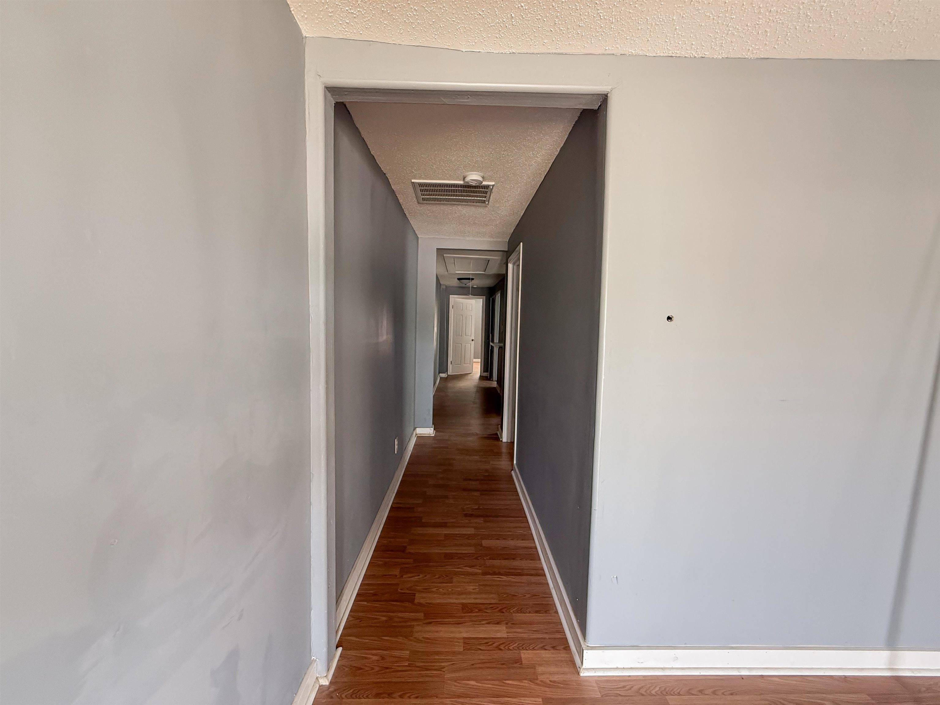 2235 SHANNON AVE - Photo 4