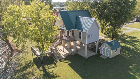 Photo of 617 & 609 BF TERRY CIR, Savannah, TN 38372 (MLS # 10207123)