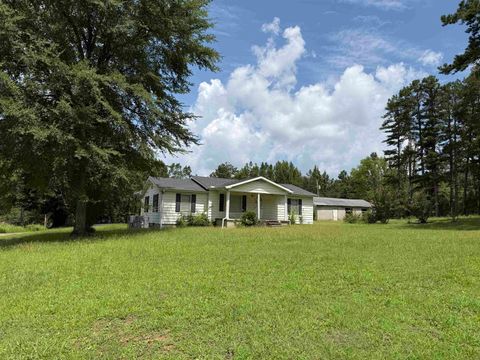 Photo of 480 MT. ZION CEMETERY LOOP, Savannah, TN 38372 (MLS # 10226627)
