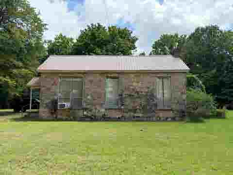 Photo of 1022 ATOKA IDAVILLE RD, Atoka, TN 38004 (MLS # 10225473)