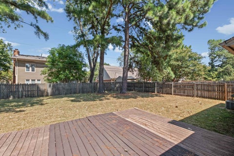 Photo of 8142 S CREEKSIDE CIR S, Memphis, TN 38016 (MLS # 10230314)