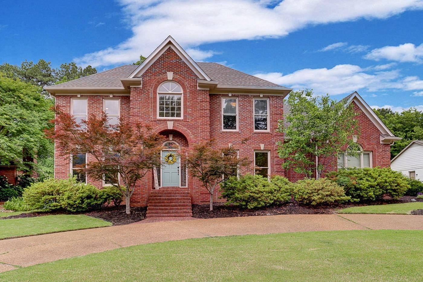 1917 STEEPLEBROOK CV

                                                                             Cordova                                

                                    , TN - $437,500
