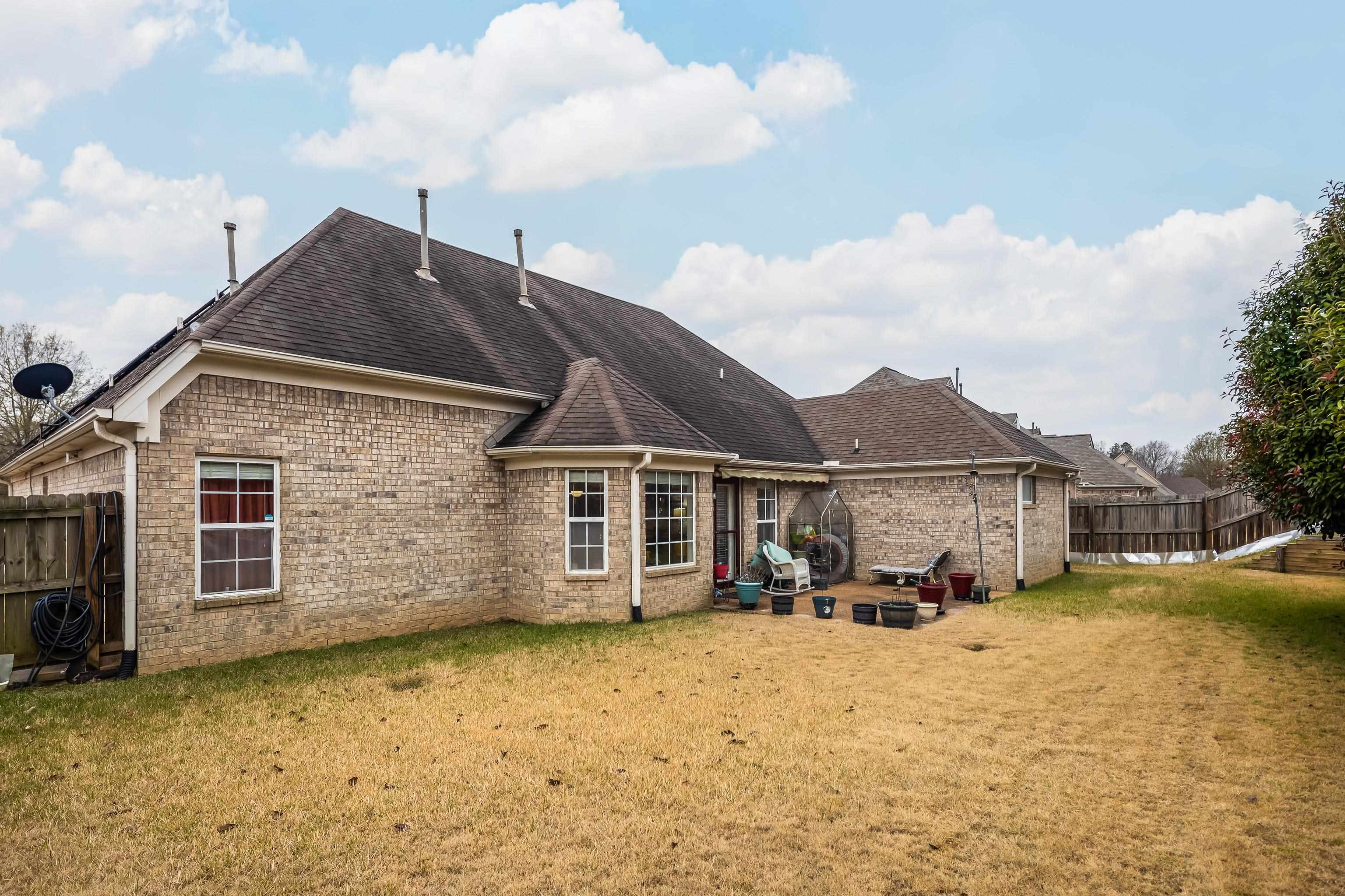 Oakland, Tennessee 38060, United States, 5 Bedrooms Bedrooms, ,3 BathroomsBathrooms,Residential,Active,257108