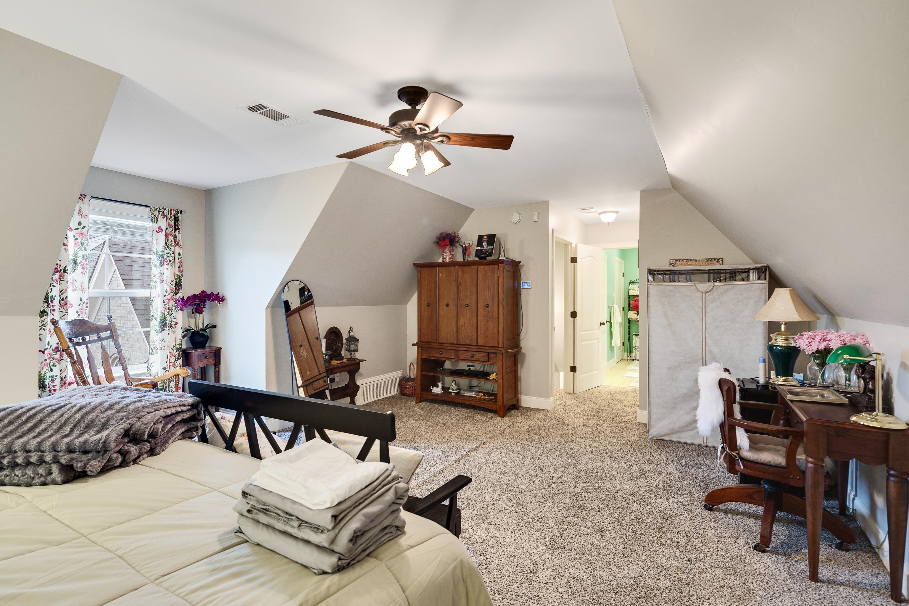 Oakland, Tennessee 38060, United States, 5 Bedrooms Bedrooms, ,3 BathroomsBathrooms,Residential,Active,257108