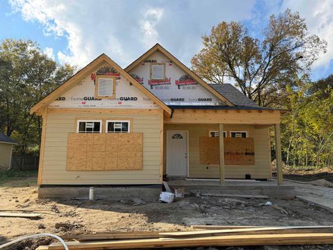 Photo of 947 SEATTLE ST, Memphis, TN 38114 (MLS # 10209499)