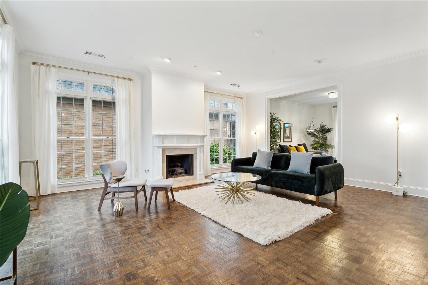 Memphis, Tennessee 38117, United States, 3 Bedrooms Bedrooms, ,3 BathroomsBathrooms,Residential,Pending,51734