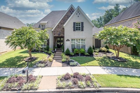 Photo of 4608 MAPLE GLEN CT, Lakeland, TN 38002 (MLS # 10214411)
