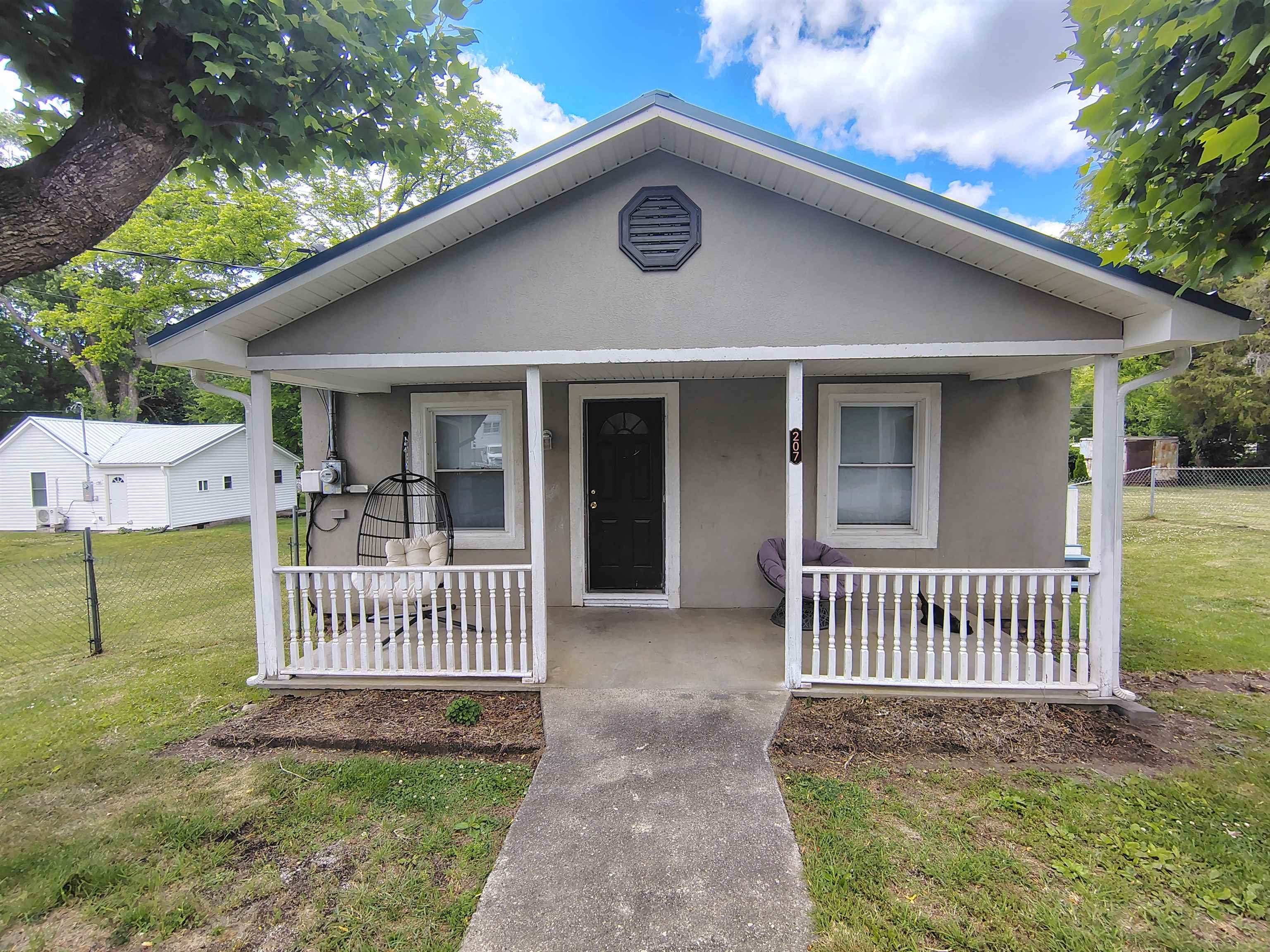Photo 1 of 20 — 207 JACKSON AVE, Other, TN 37650