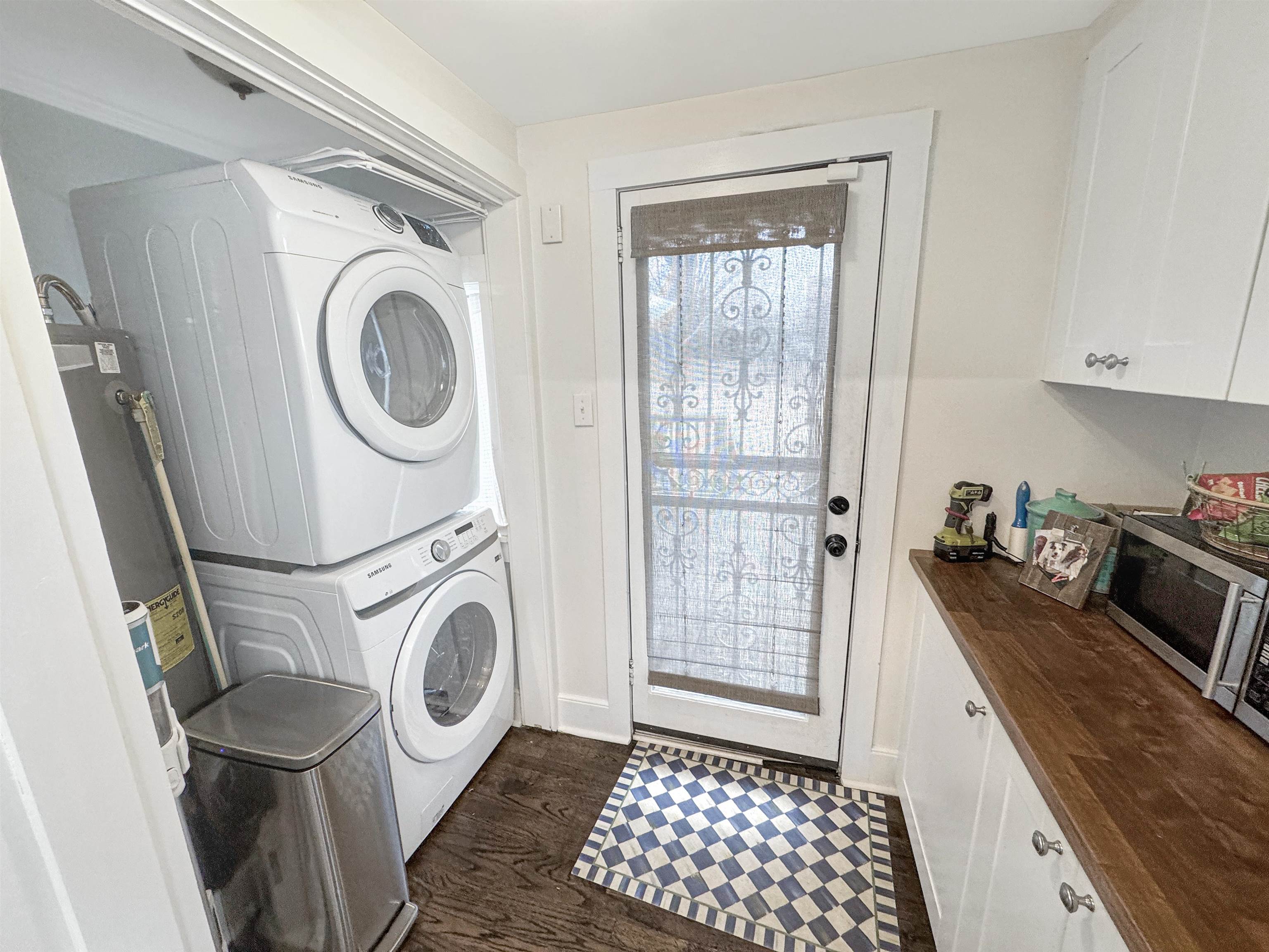 Memphis, Tennessee 38111, United States, 3 Bedrooms Bedrooms, ,1 BathroomBathrooms,Residential,Pending,7303