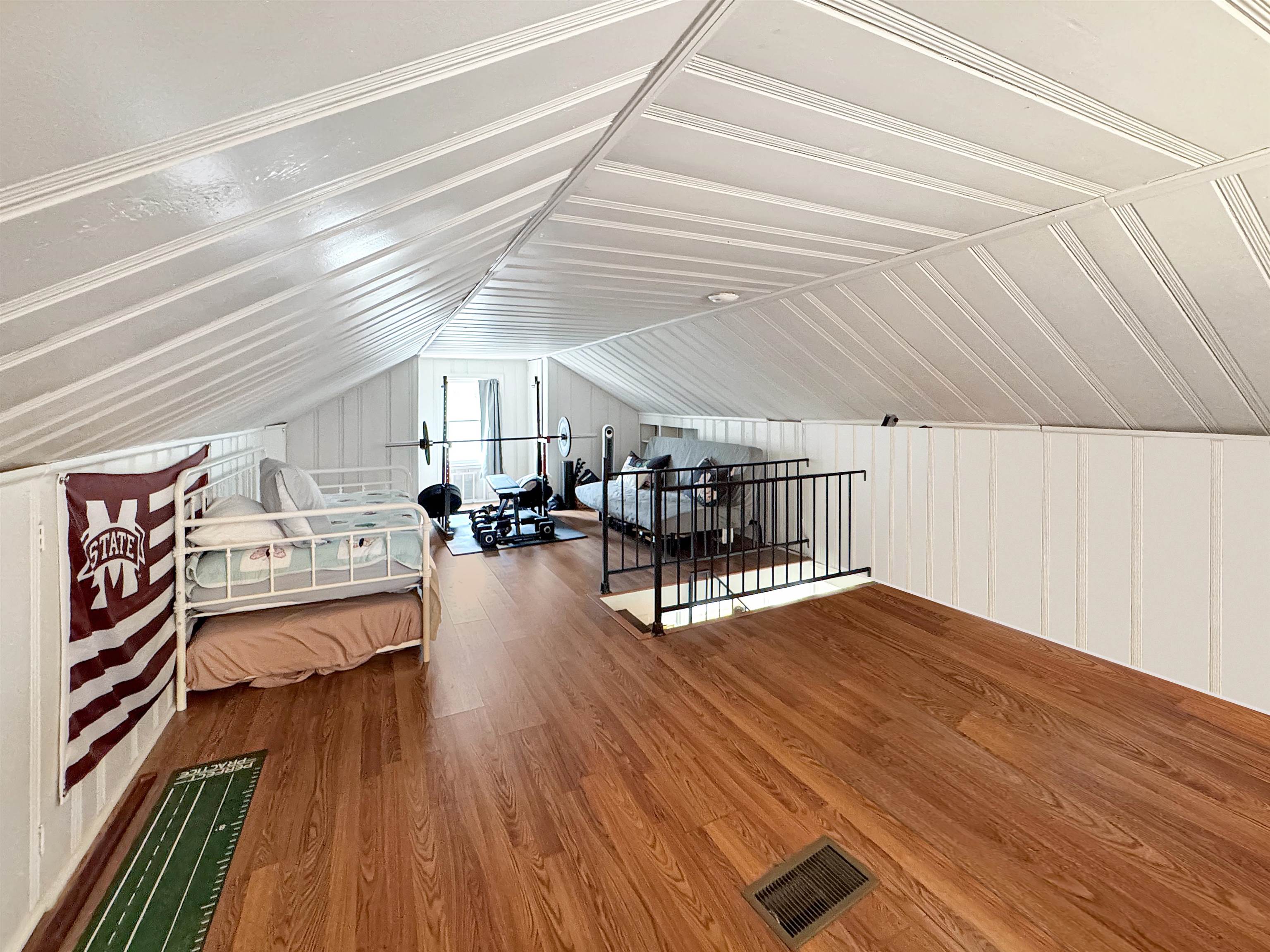 Memphis, Tennessee 38111, United States, 3 Bedrooms Bedrooms, ,1 BathroomBathrooms,Residential,Pending,7303