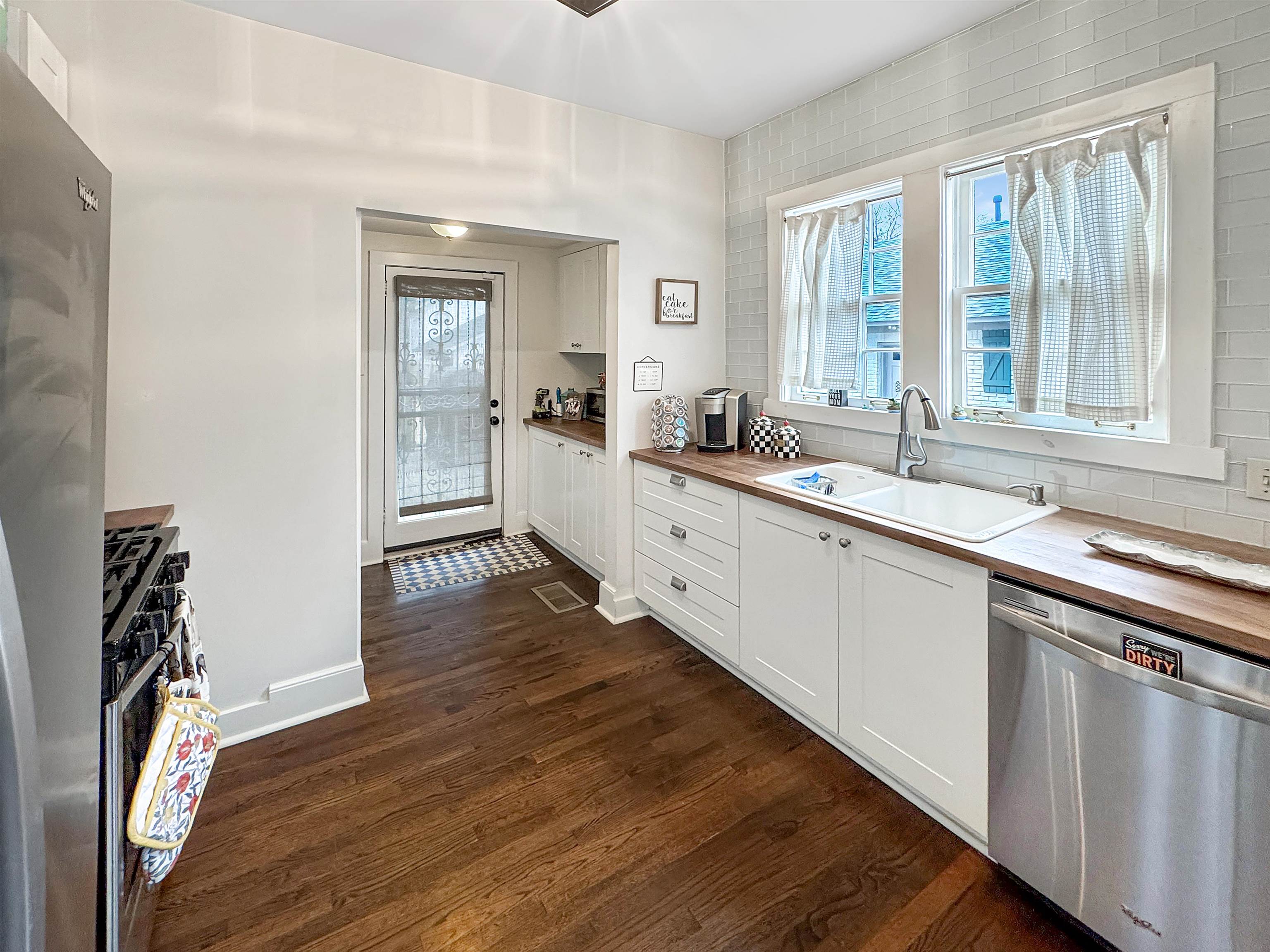 Memphis, Tennessee 38111, United States, 3 Bedrooms Bedrooms, ,1 BathroomBathrooms,Residential,Pending,7303