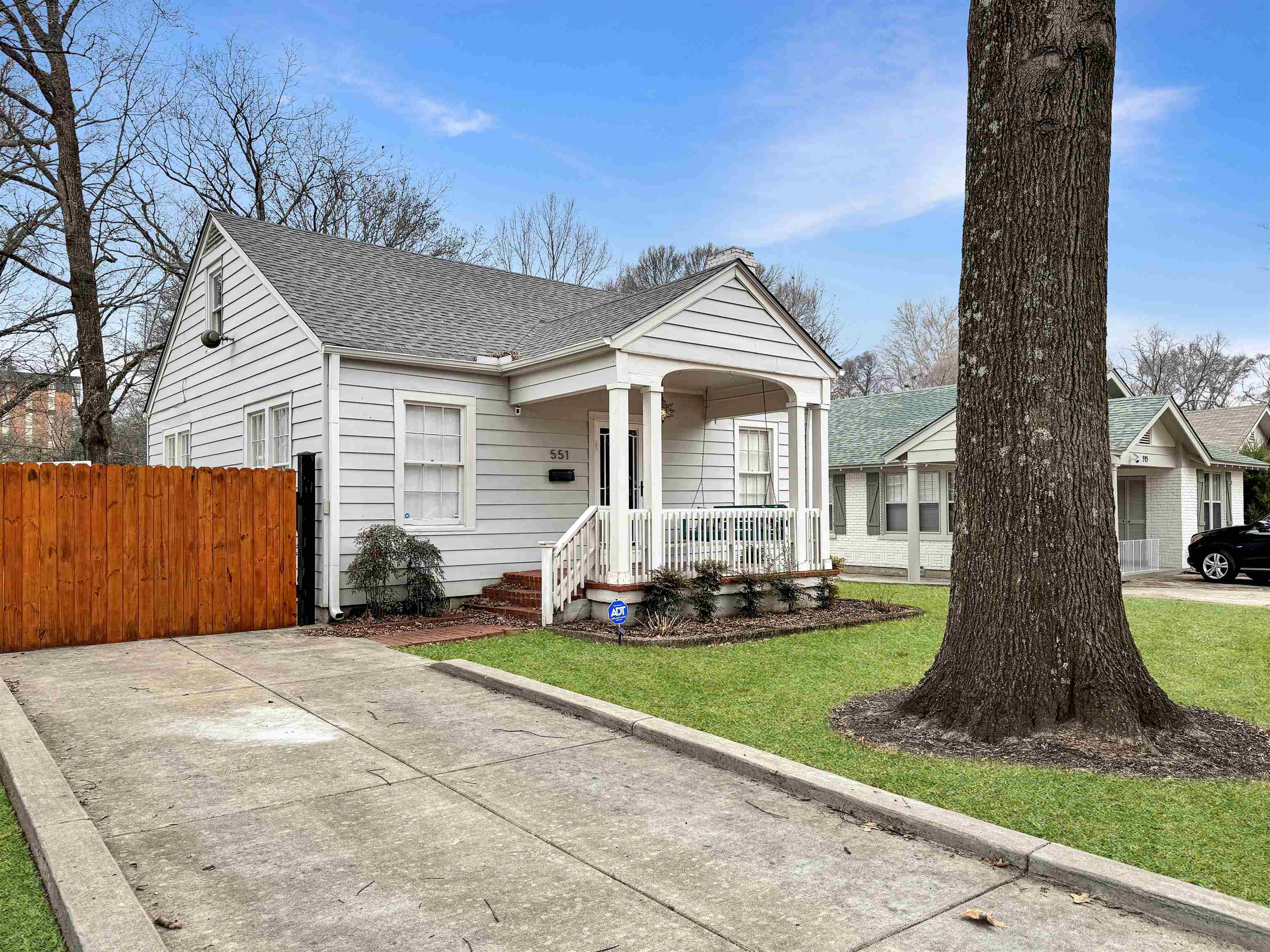 Memphis, Tennessee 38111, United States, 3 Bedrooms Bedrooms, ,1 BathroomBathrooms,Residential,Pending,7303