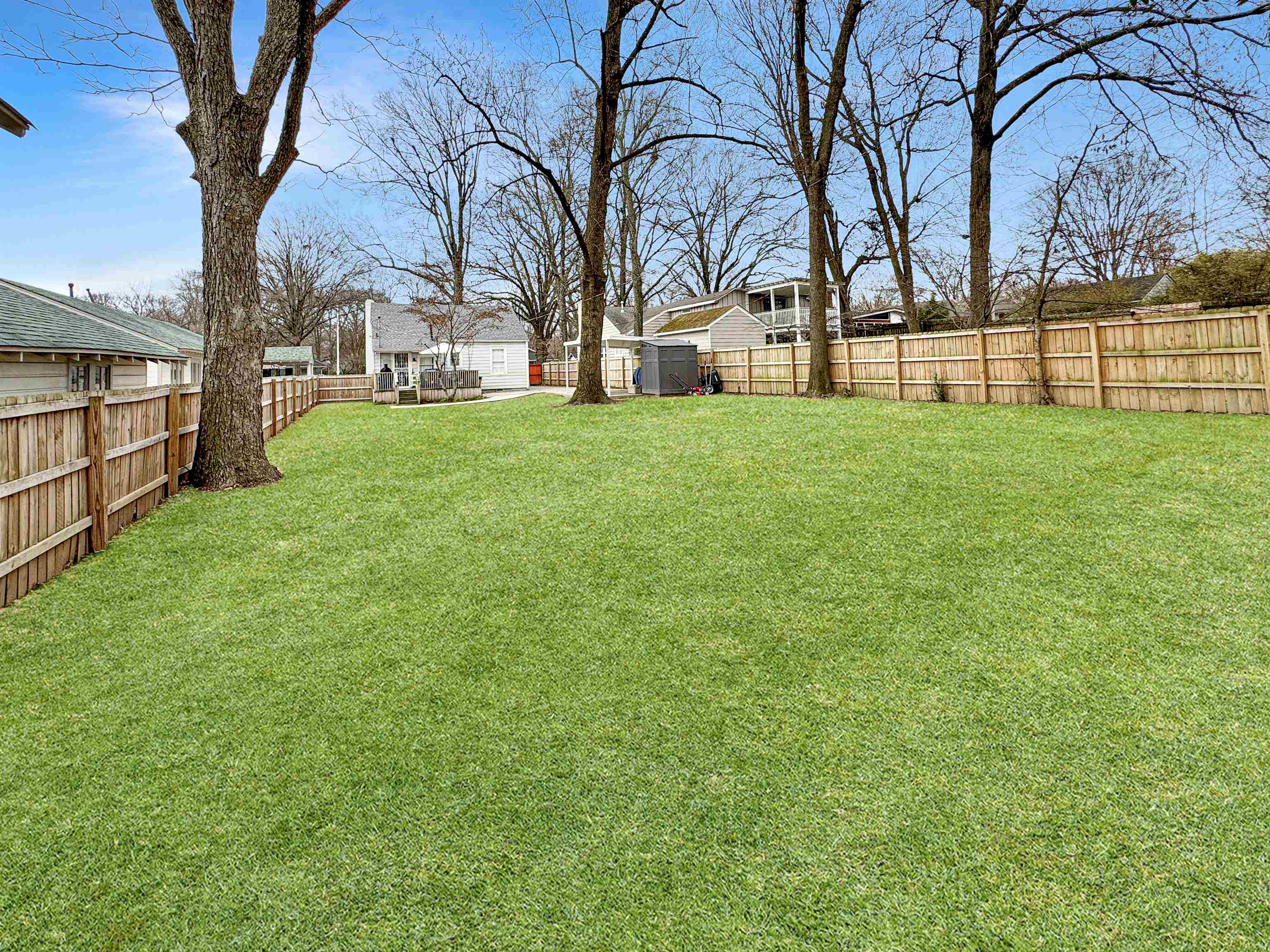 Memphis, Tennessee 38111, United States, 3 Bedrooms Bedrooms, ,1 BathroomBathrooms,Residential,Pending,7303