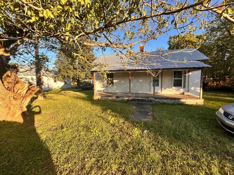 Photo of 1809 CUMBERLAND AVE, Other, TN 37380 (MLS # 10232802)