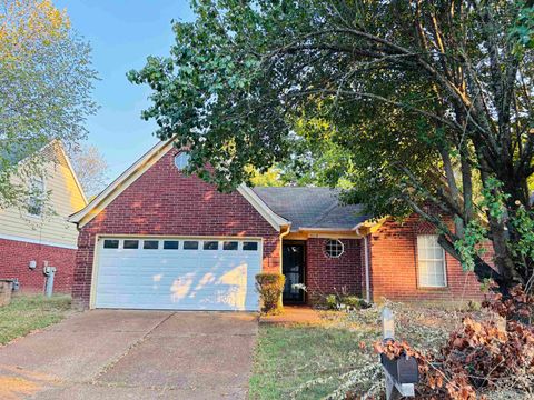 Photo of 7115 LINDSEY LEAF CIR, Unincorporated, TN 38018 (MLS # 10205333)