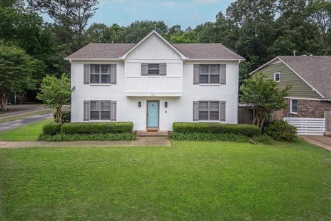 Photo of 1309 BROOKSIDE DR, Germantown, TN 38138 (MLS # 10215760)