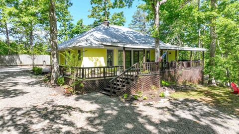 Photo of 380 YELLOW CREEK LN, Counce, TN 38326 (MLS # 10221435)